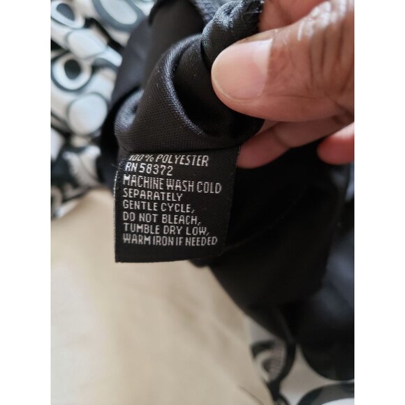 Voir Voir geometric print, back sash drape, high neck, sleeveless dress, size 8 - Picture 9 of 9